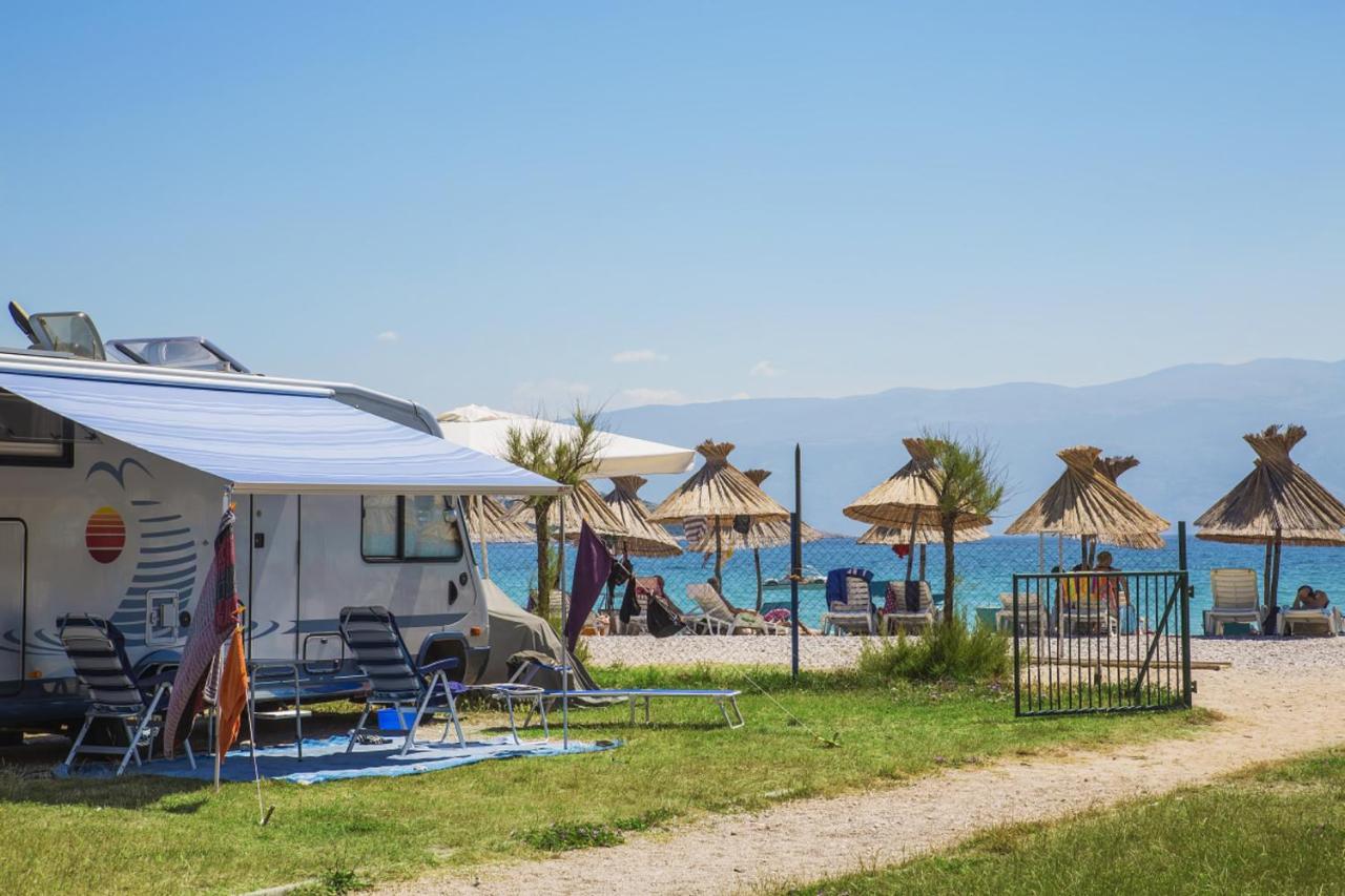 Baska Beach Camping Resort By Valamar Экстерьер фото